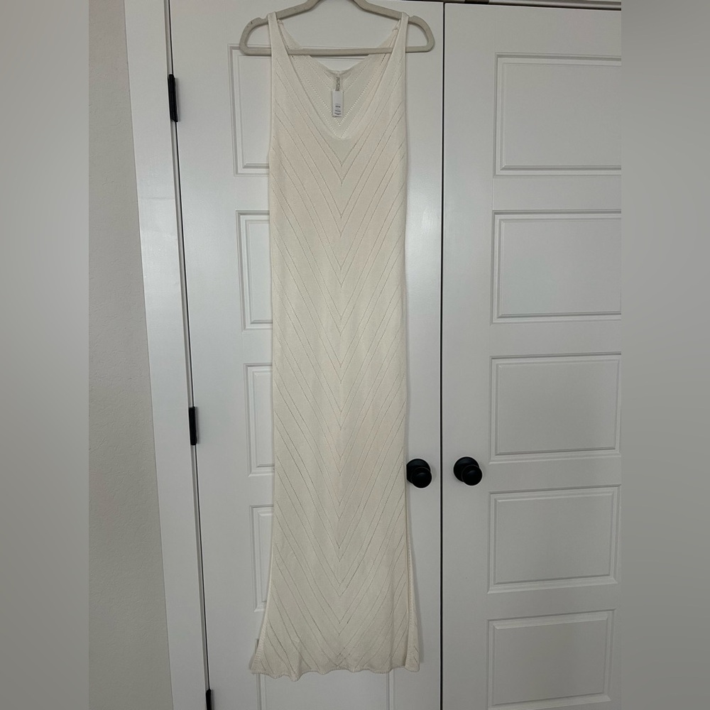 Sofia by Sofia Vergara Cream knit cover up dress